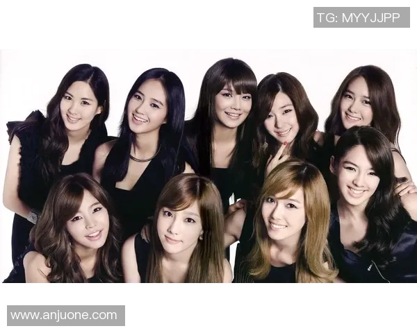 高清足球明星与女明星壁纸合集尽享视觉盛宴带你领略运动与时尚的完美结合