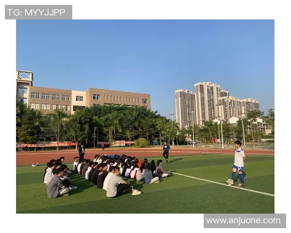 提升足球技能的回头训练方法与技巧探讨