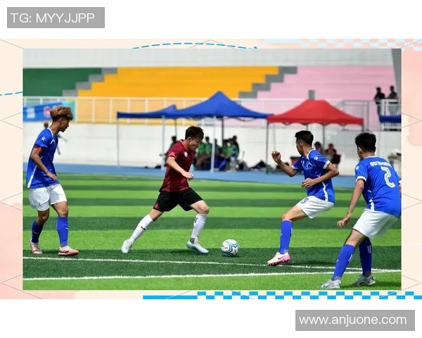 激烈角逐足球比赛战况实时更新各队表现分析与精彩瞬间回顾