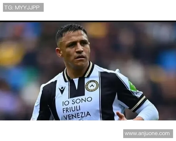 足球传奇桑切斯的辉煌历程与不屈精神展现了运动员的真正魅力与坚持 足球传奇桑切斯的辉煌历程与不屈精神展现了运动员的真正魅力与坚持